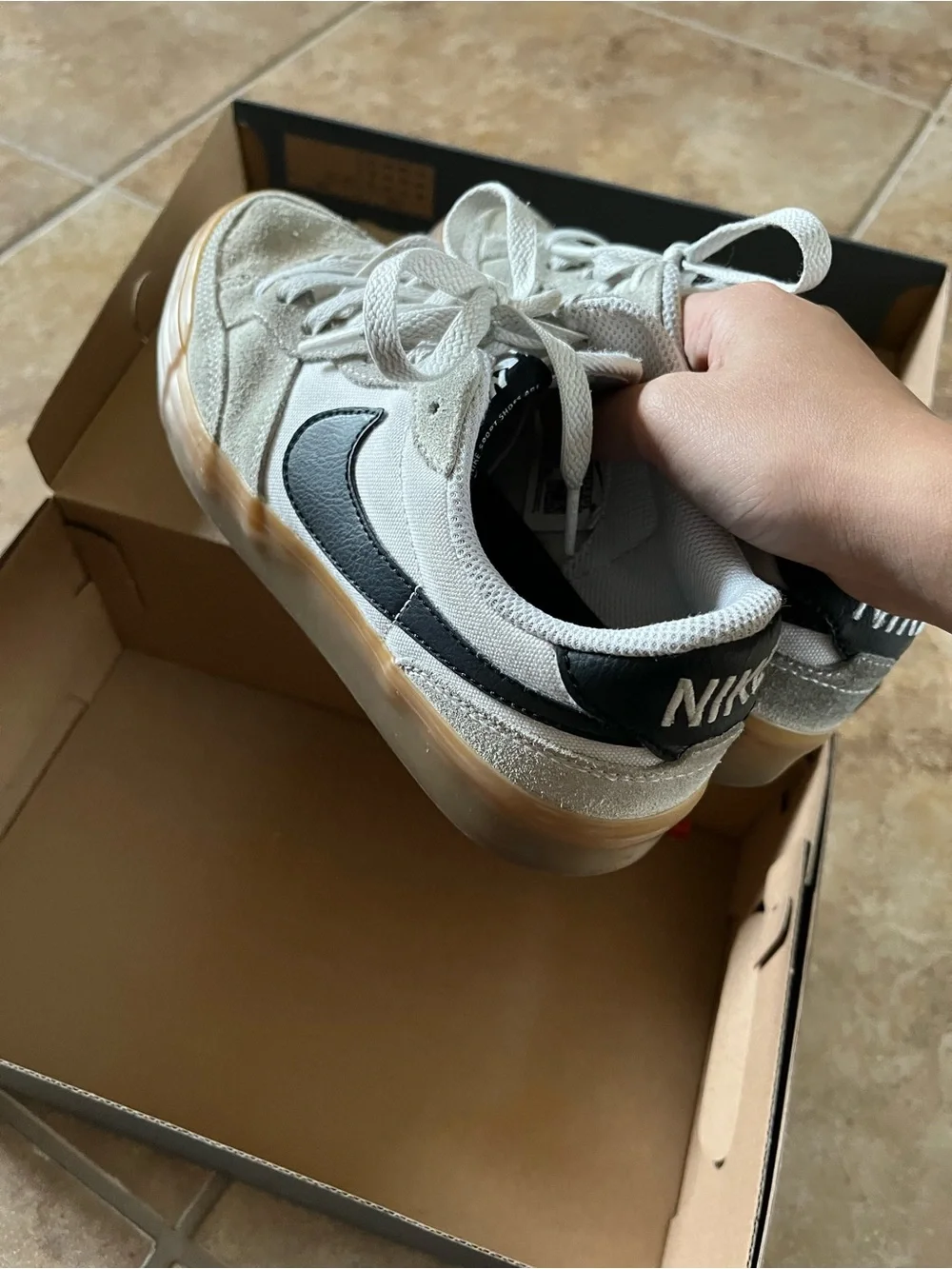 Nike sb pogo plus sneakers size 6.5 women’s